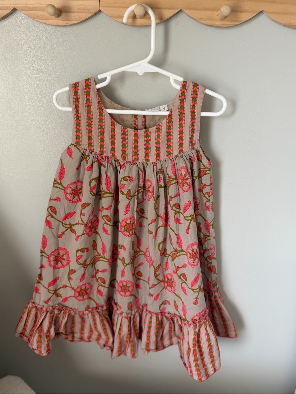 Yo Baby Girls Size 4 Floral Sundress Gray Pink Green Sleeveless Cotton Ruffle